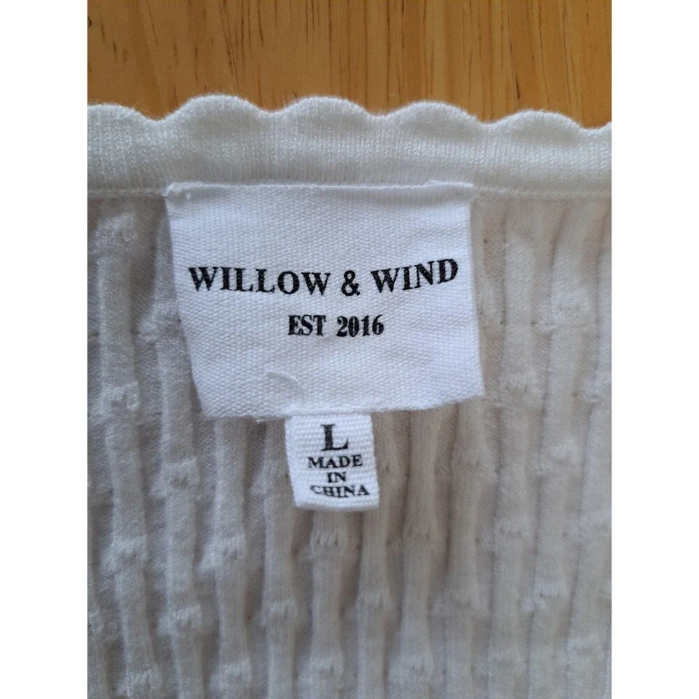 Willow & Wind White Ribbed V-Neck Button-Up Long Sleeve Cropped Cardigan Top, L